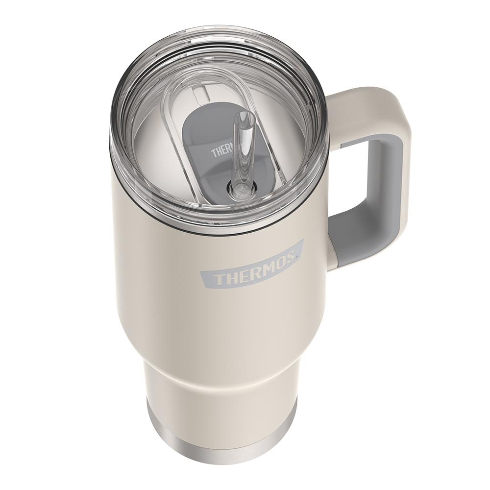 TS1802SN_1000x1000px_PDP_0002_TS1802SN_Sandstone_406_ClearLid_CG9_Slider_CG9_TPE_PadPrint_LidInset_wStraw_7c63f212-2a01-49a7-b2dd-48eb498efe33.jpg